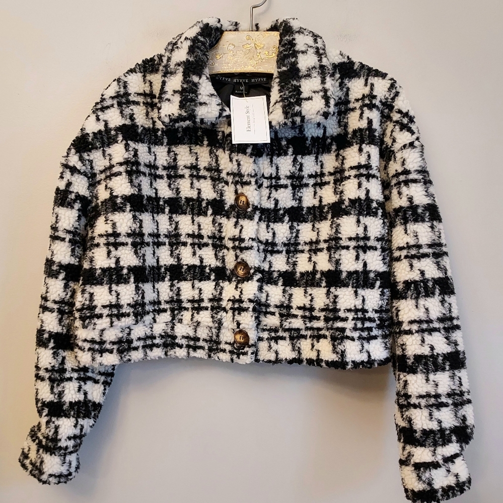 HYFVE Houndstooth Cropped Fleece Jacket Size Medium Black Cream NEW NWT